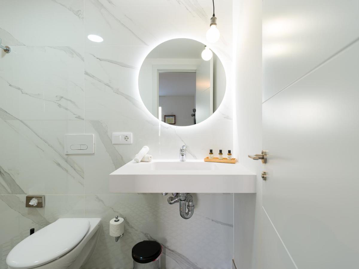 Appartamento Homeforguest Moderno Con Piscina En