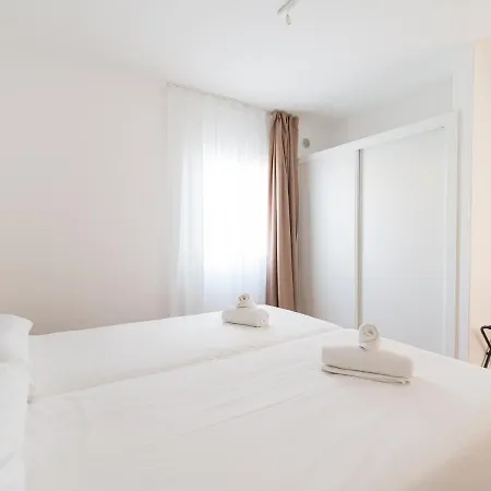 Homeforguest Moderno Apartamento Con Piscina En Corralejo Exterior photo