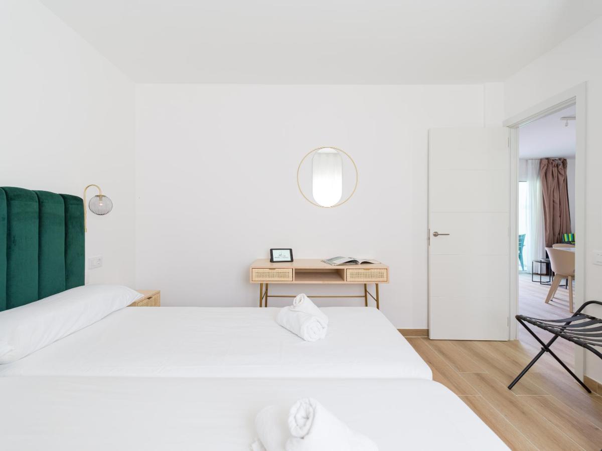 Homeforguest Moderno Con Piscina En Apartment