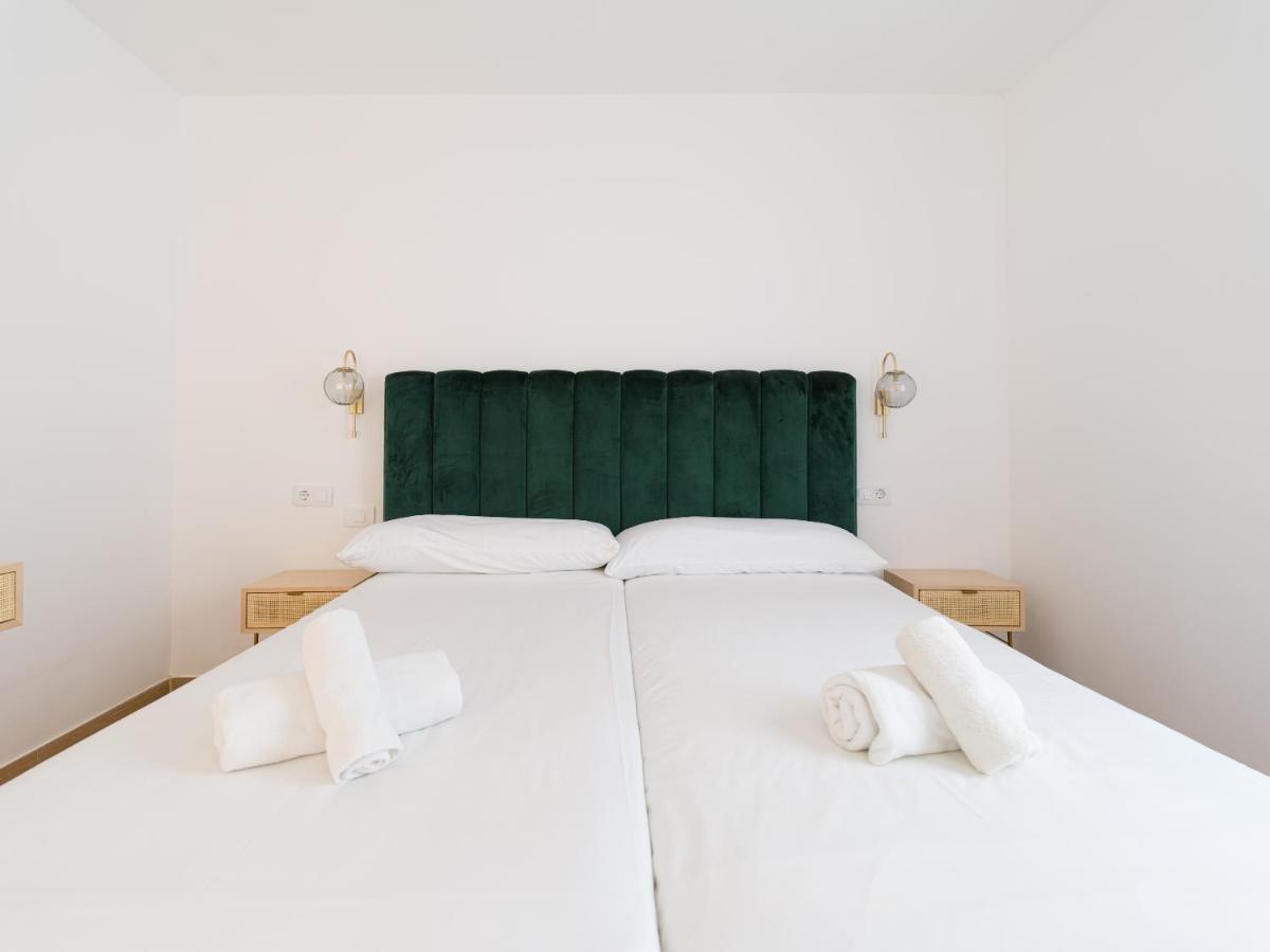 Homeforguest Moderno Con Piscina En