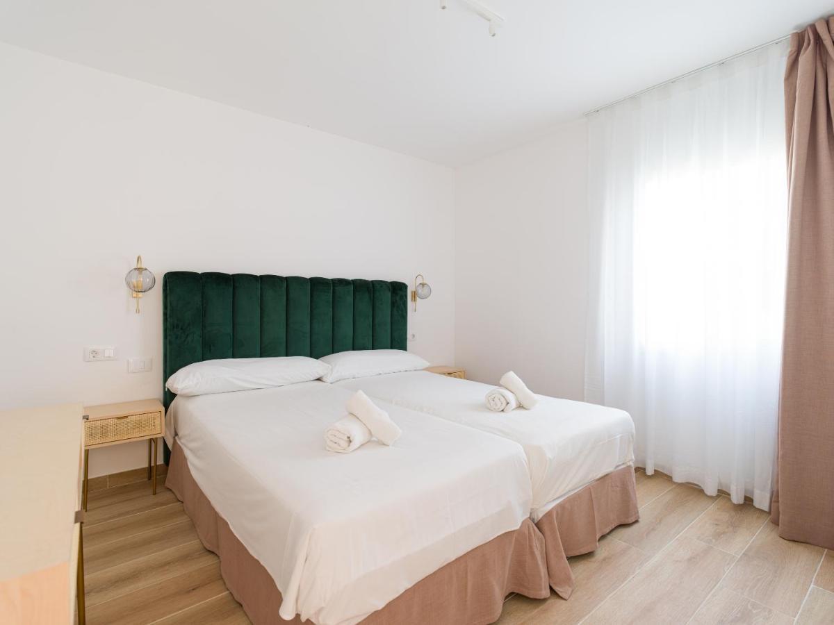 Homeforguest Moderno Con Piscina En
